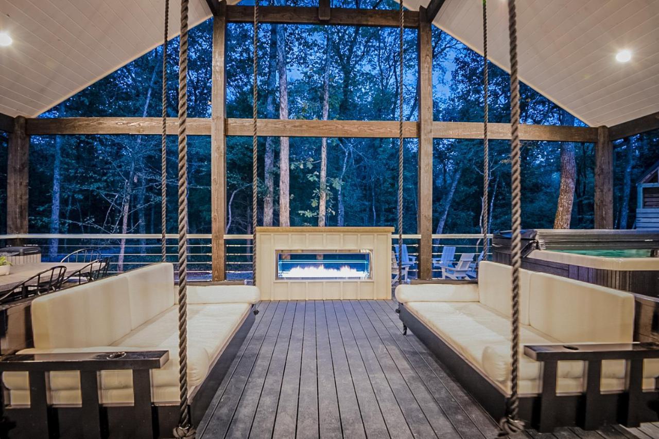 "The Barndo" 4Br Luxury Cabin, Hot Tub, Fire Pit, Bunks, Arcades, Playhouse! 브로큰보우 외부 사진